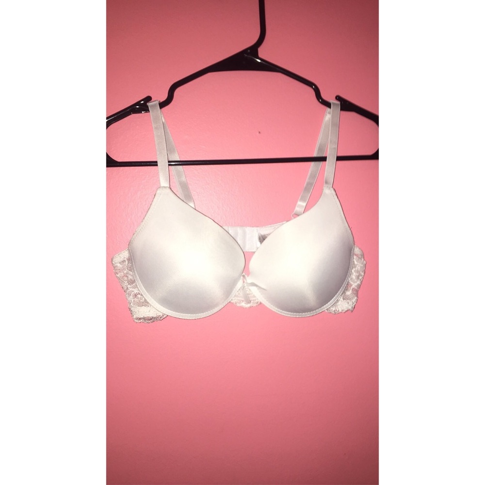 White Push-Up Bra